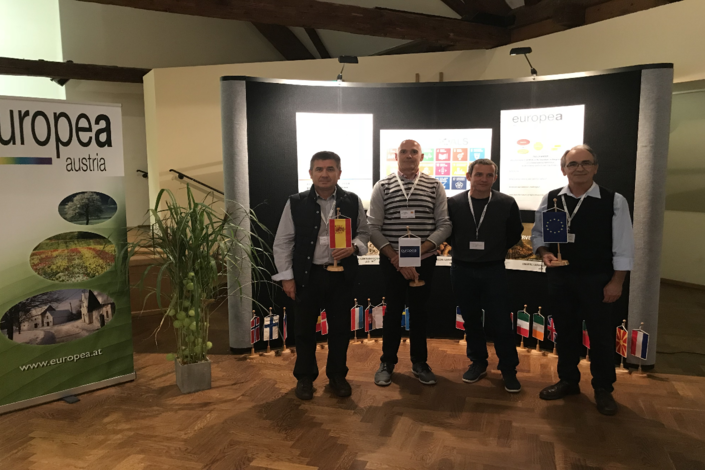 102413-CIFEAS-Austria